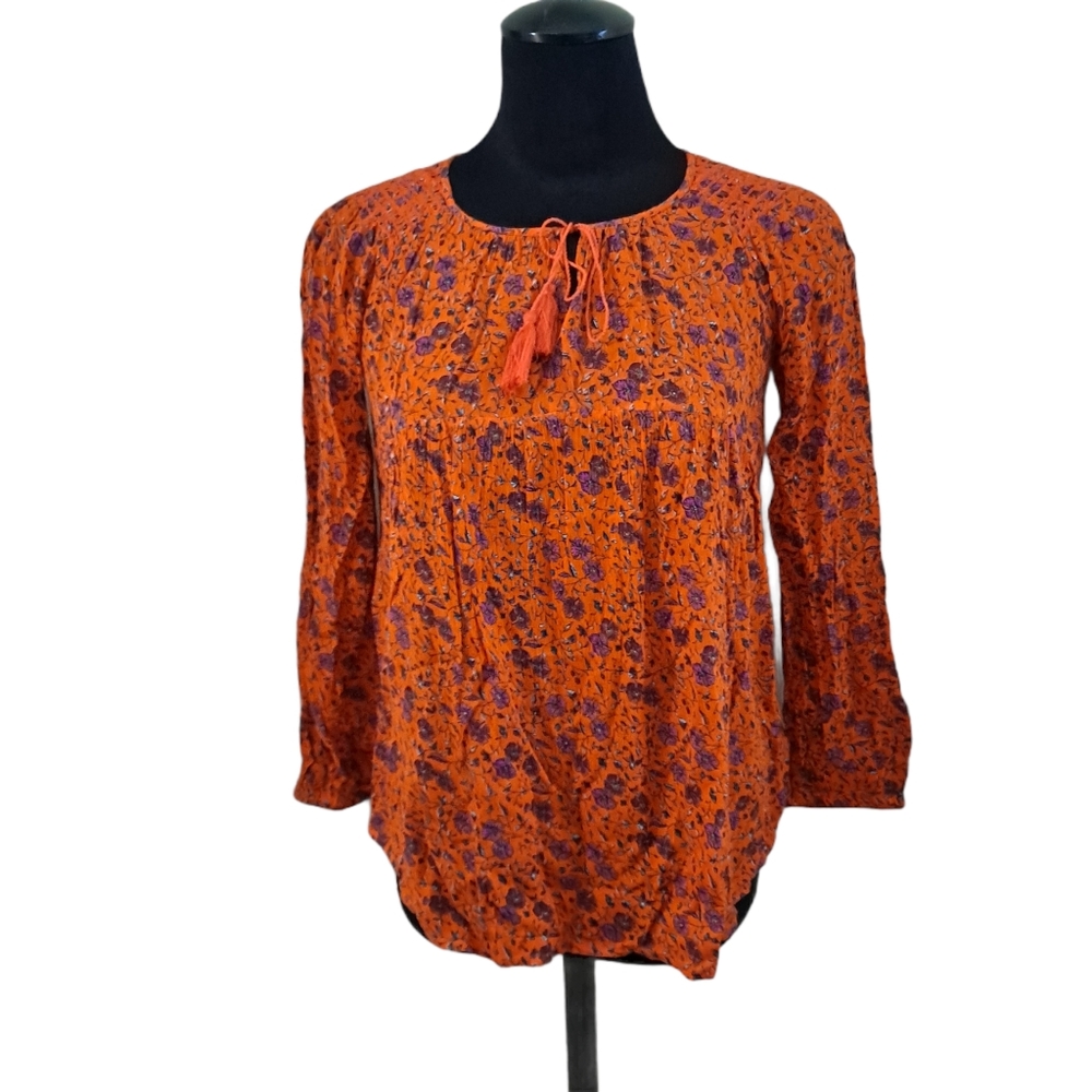 Old Navy Tasseled Peasant  Top